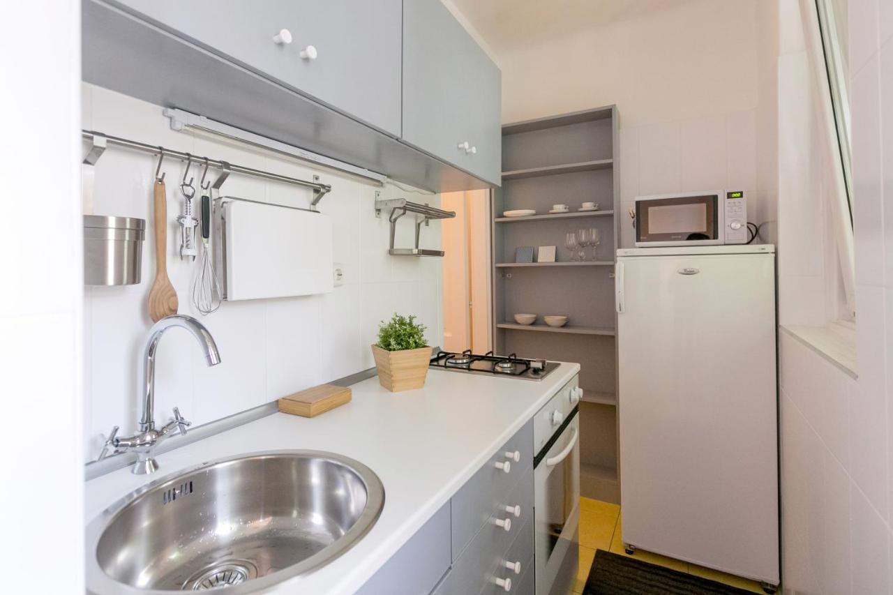 Peaceful Apartment Near Buda Castle And Chain Bridge Budapest Luaran gambar