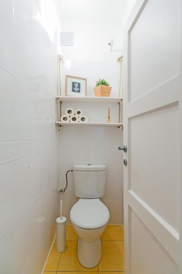 Peaceful Apartment Near Buda Castle And Chain Bridge Budapest Luaran gambar